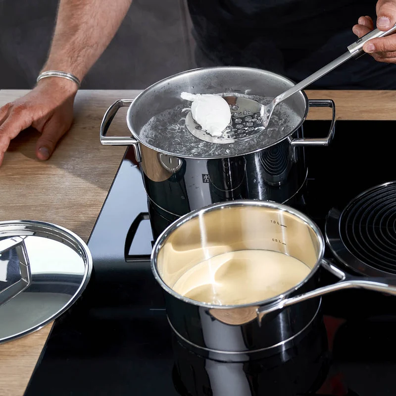 Zwilling 8-teiliges Topfset 'Passion' | Mit 'Demeyere Alu Plus 3 Ceraforce' Pfannen