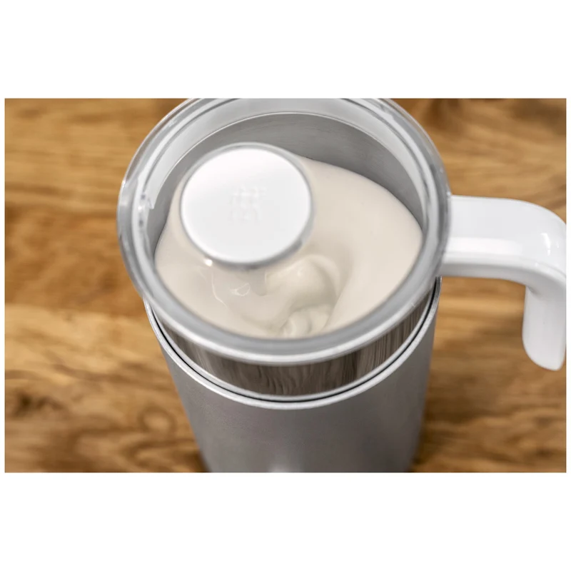 Zwilling Milchaufschäumer Silber 200 ml heiß / 400 ml kalt 'Enfinigy'