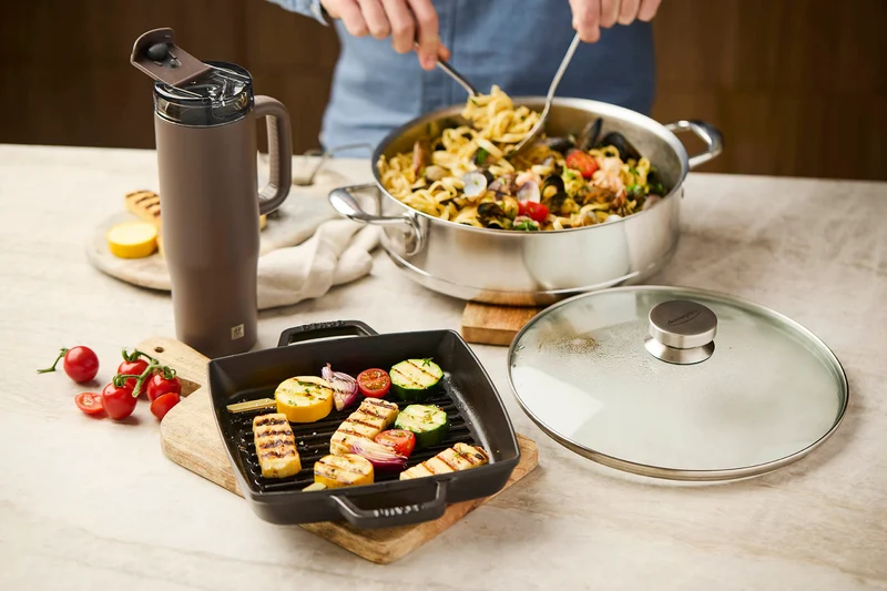 STAUB Gusseisen Grillpfanne 28x28cm