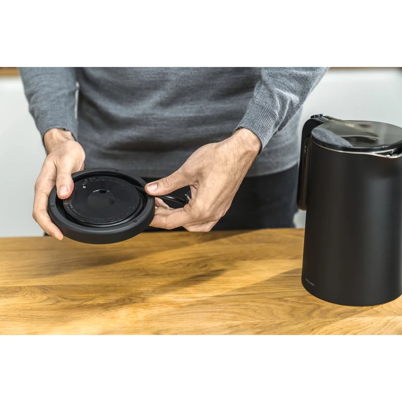 Zwilling Wasserkocher 1L Schwarz „Enfinigy“