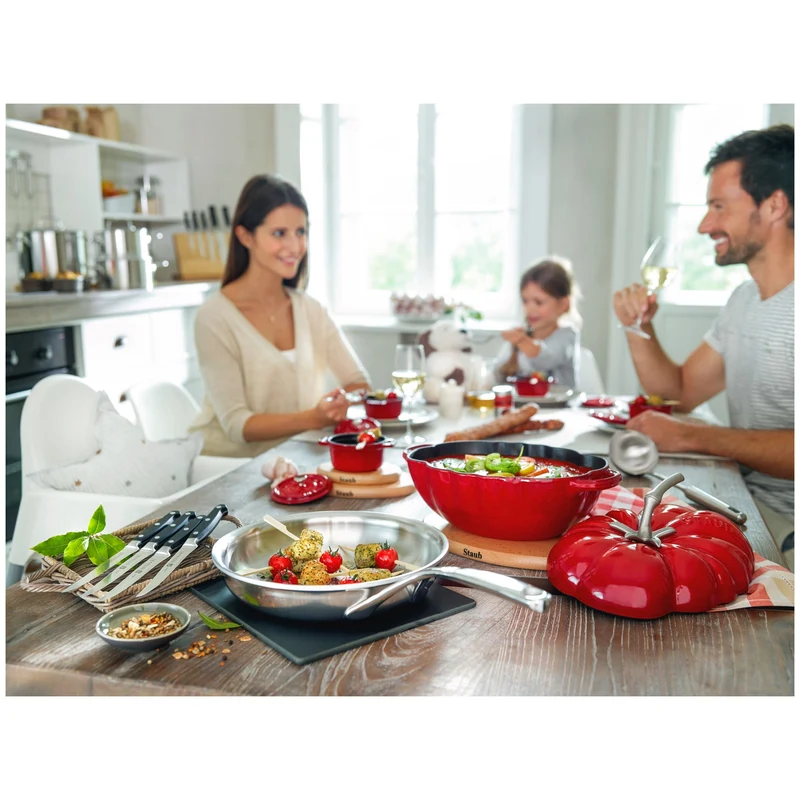 STAUB Gusseisen-Bräter Tomate Ø25cm / 3L 'La Cocotte'