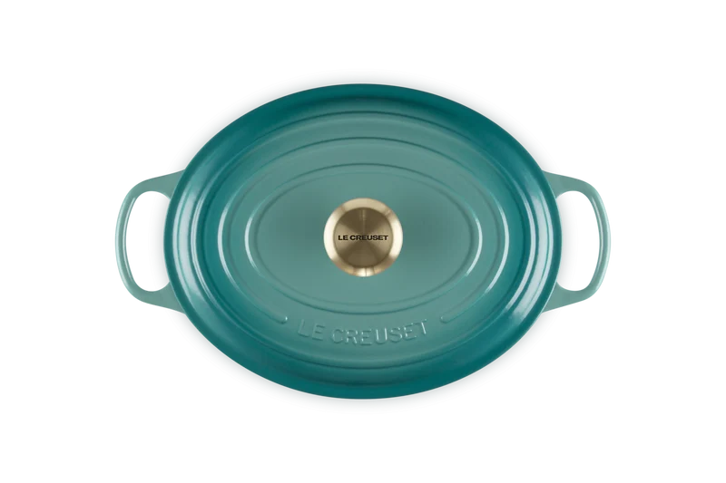 Le Creuset Oval Signature Schmorpfanne „Bleu Riviera“.