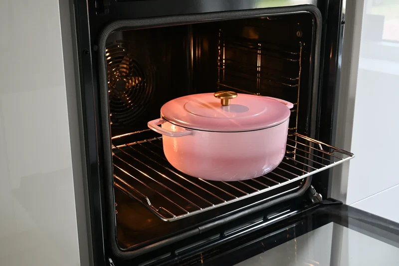 Combekk Emaillierter Gusseisenbräter „Rosa“