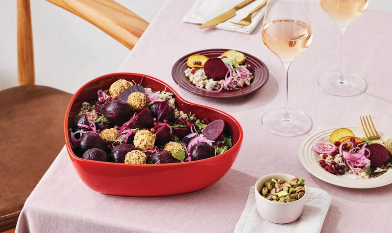 Le Creuset Servierschüssel Hochherz Ø30cm / 2,9L 'Kirschrot'