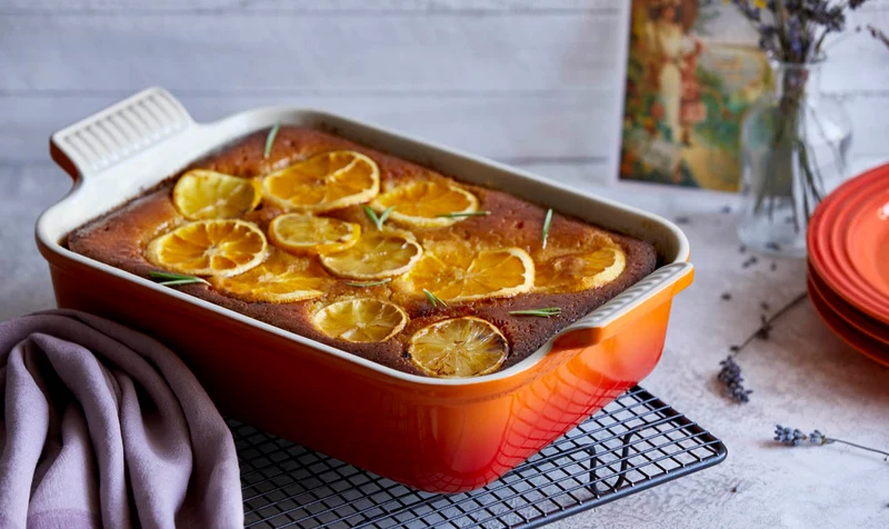 Rechteckige Auflaufform von Le Creuset, Farbe „Orangerot“