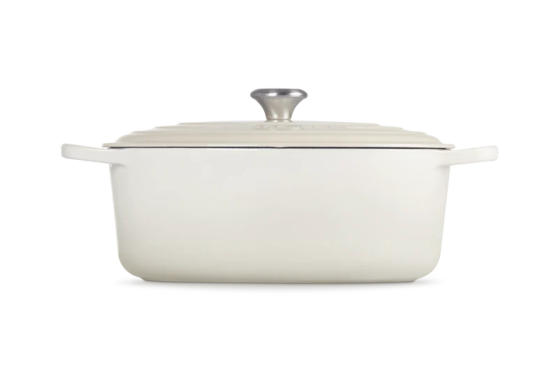 Le Creuset Ovaler Schmortopf Signature „Meringue“