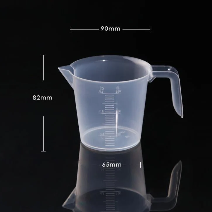 Messbecher aus Kunststoff mit Henkel, Fassungsvermögen 250 bis 2.000 ml