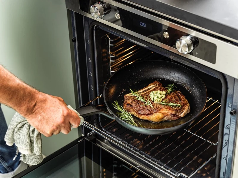 KitchenAid Bratpfanne „Classic Forged“