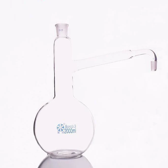 Flacher Boden Destillierkolben mit Seitenhals und Normschliff, 250 bis 3.000 ml