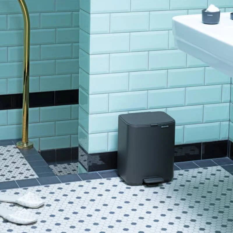 Brabantia Pattumiera a Pedale Bo 7 Litri Mineral Infinite Grey