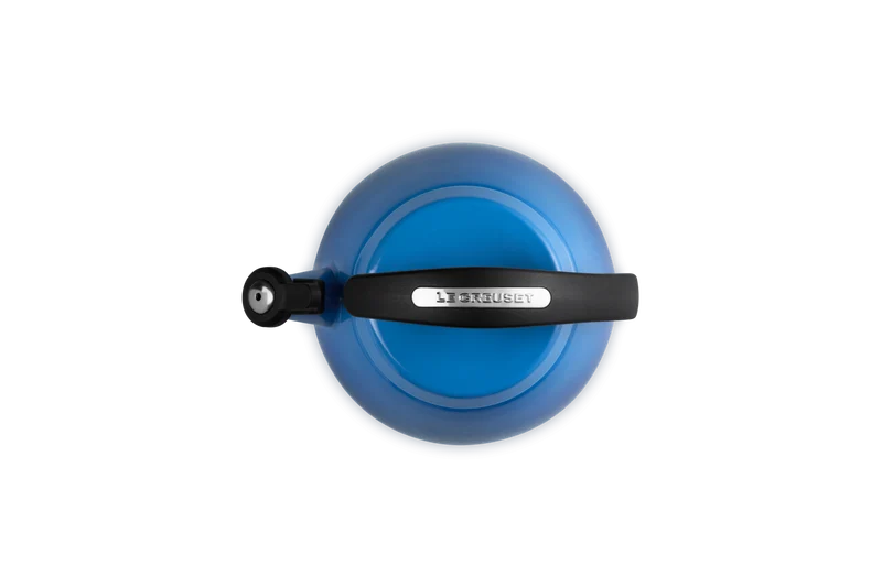 Le Creuset Pfeifender Wasserkocher 2,1 l Cloche 'Azure'