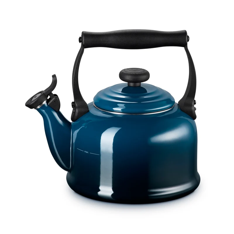 Le Creuset Pfeifender Wasserkocher 2,1 l Tradition 'Nuit'