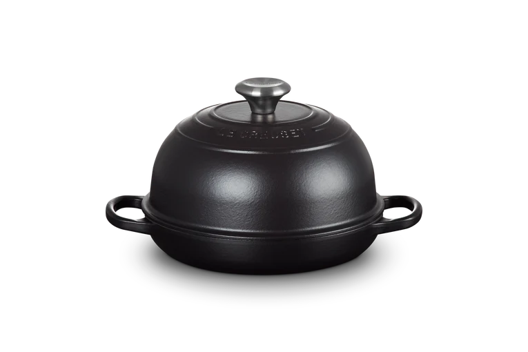Le Creuset Brotform Signature „Matt Schwarz“ Ø 24 cm / 1,6 l