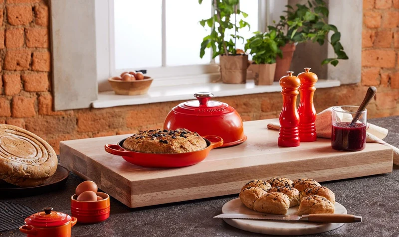 Le Creuset Brotform Signature „Orangerot“ Ø 24 cm / 1,6 l