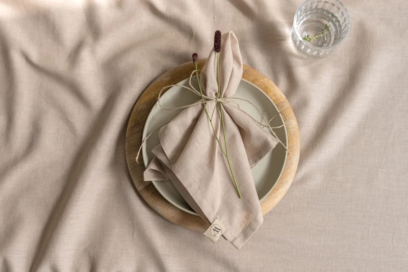 Walra Servietten, 4 Stück, 40 x 40 cm, Farbe „Lovely Linen“, Natur