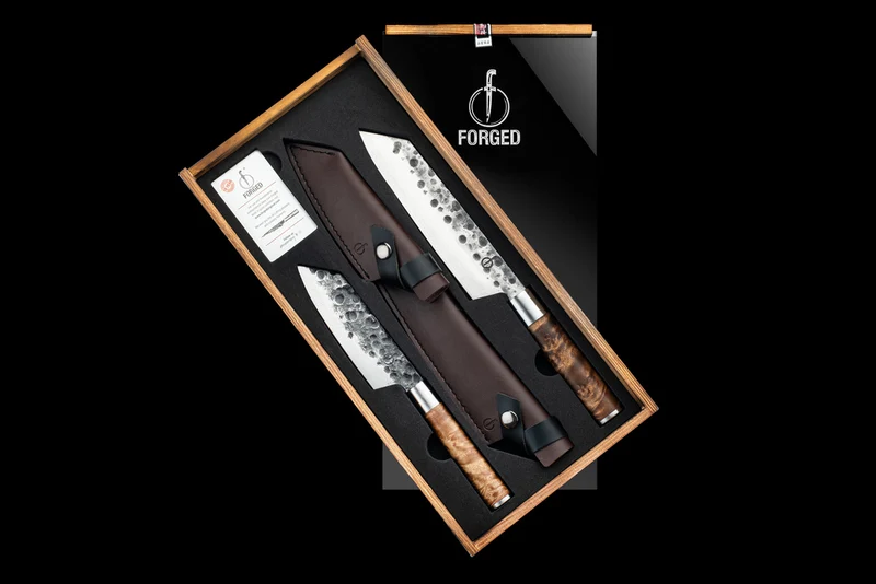 Geschmiedetes Bunka-Messerset VG10 mit Lederscheiden