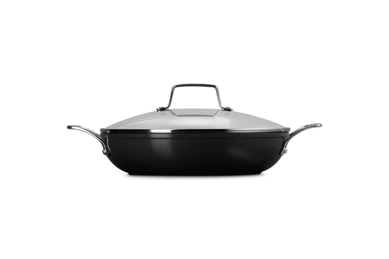 Le Creuset Provenzalische Schmorpfanne mit Glasdeckel „Essential Ceramic“