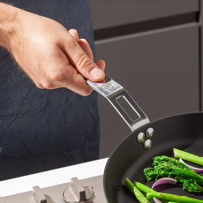 BARE Kochgeschirr Bratpfanne aus Kohlenstoffstahl