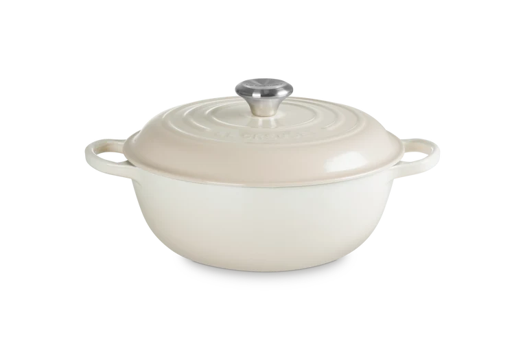 Le Creuset Marmite Schmortopf mit hohem Deckel, Signature „Meringue“, Ø 26 cm / 4,1 l