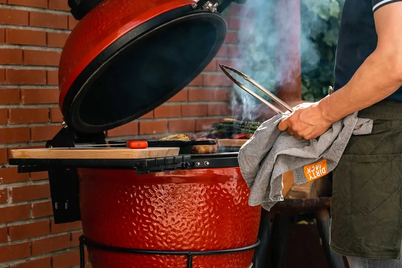 Dirty Jack Holzkohle-Kochtuch „Orange Label“
