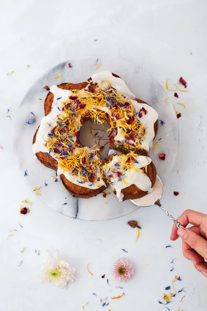 Pineut Flower Power Kuchen