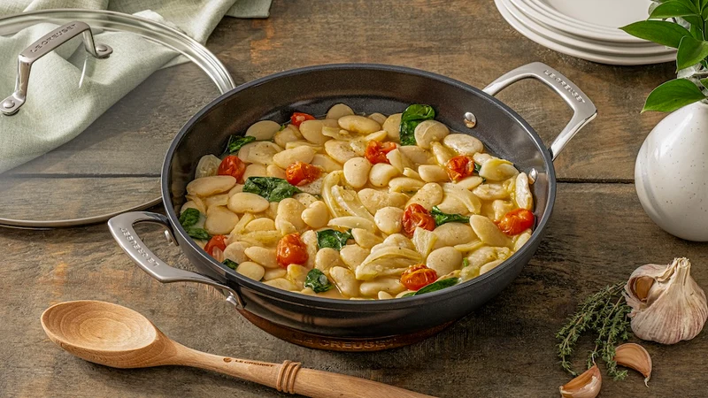 Le Creuset 8-teiliges Essential Keramik-Antihaft-Pfannenset