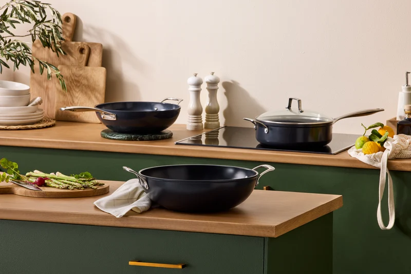 Le Creuset 8-teiliges Essential Keramik-Antihaft-Pfannenset