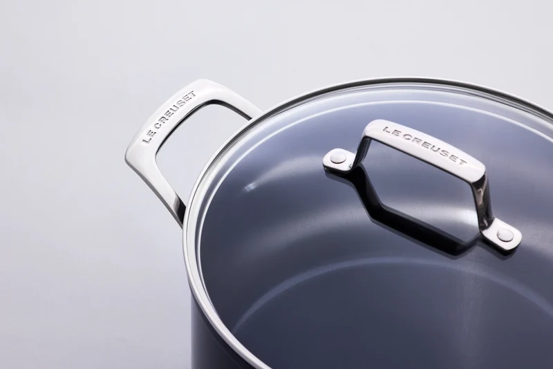 Le Creuset 8-teiliges Essential Keramik-Antihaft-Pfannenset