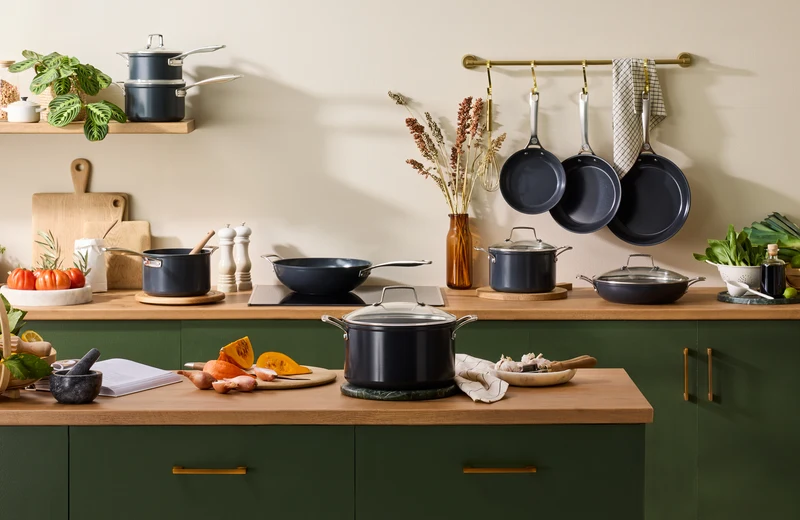 Le Creuset 6-teiliges Essential Keramik-Antihaft-Pfannenset