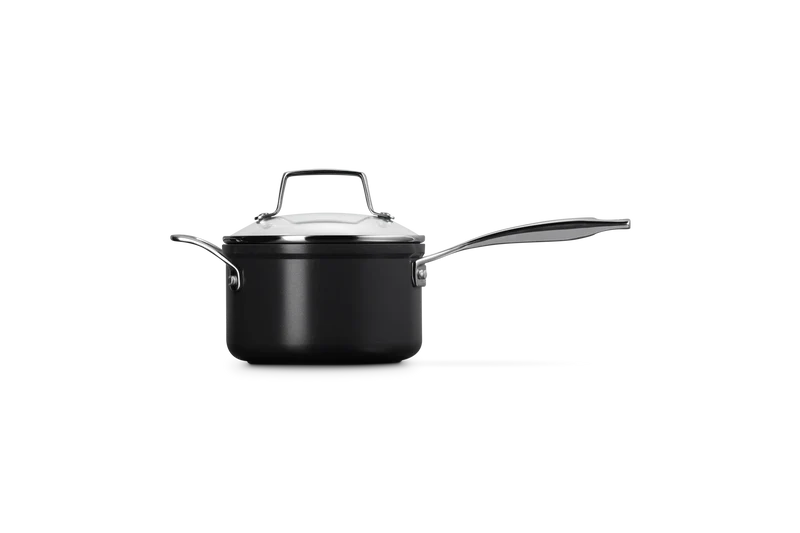 Le Creuset Steelpan Essential „Keramik-Antihaftbeschichtung“