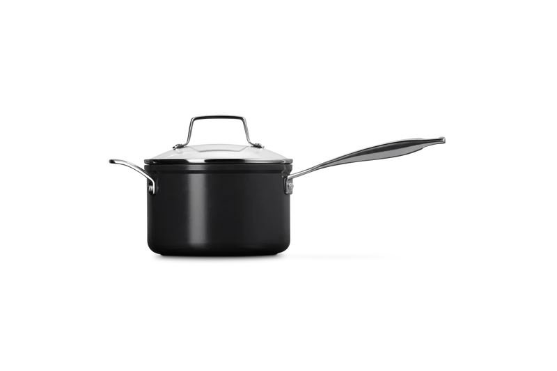 Le Creuset Steelpan Essential „Keramik-Antihaftbeschichtung“