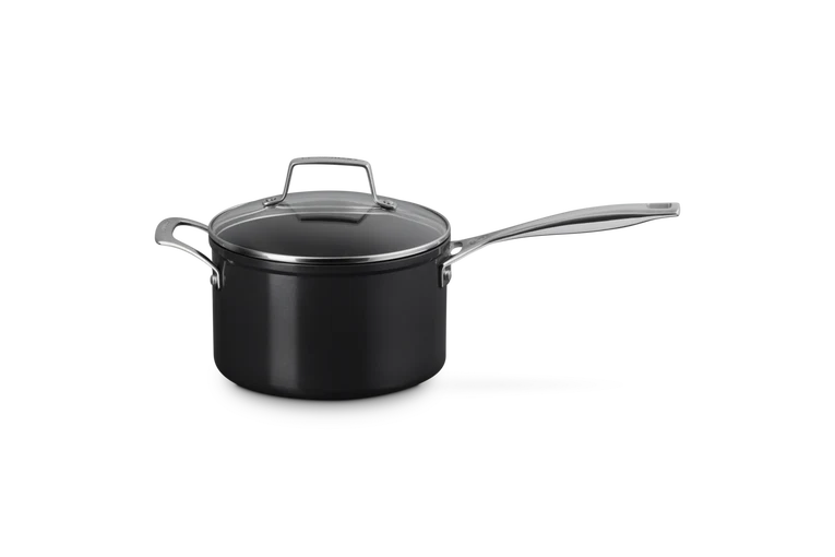 Le Creuset Steelpan Essential „Keramik-Antihaftbeschichtung“