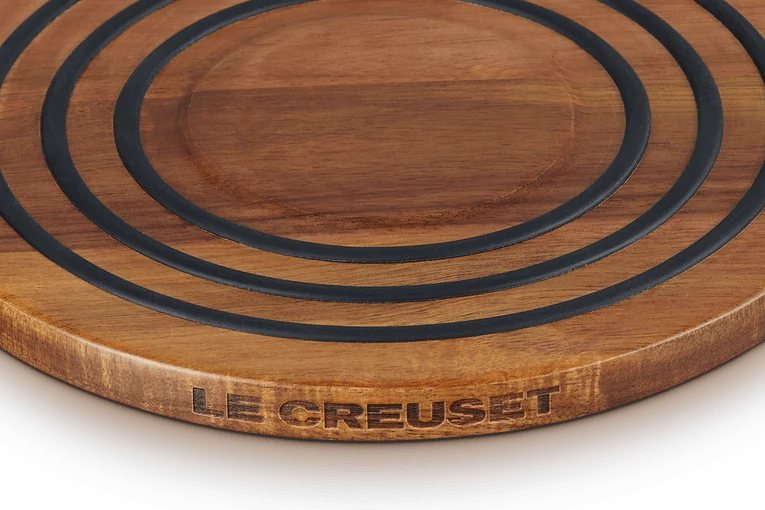 Le Creuset Magnetischer Untersetzer „Akazienholz“