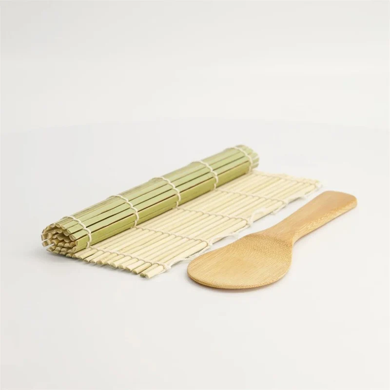 Sushi-Rollenmatte 24x24cm von Tokyo Design Studio mit Spatel