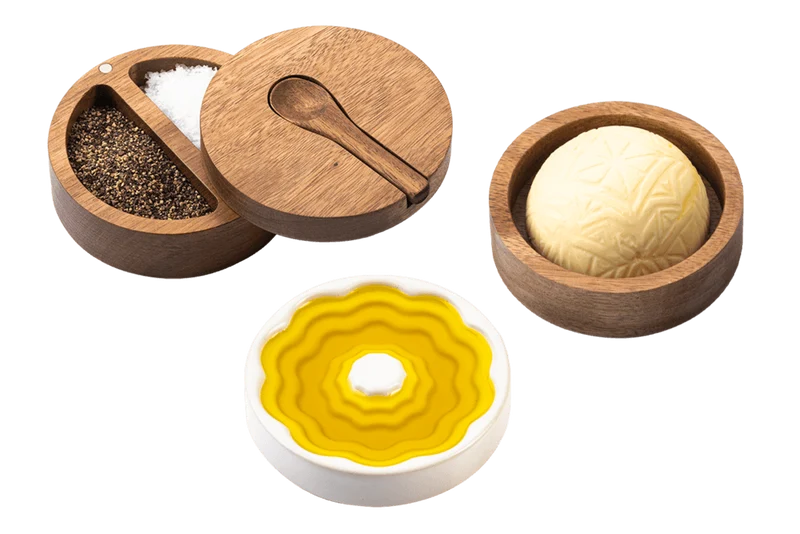 Laguiole-Art de Vie: Olivenölgericht mit Butter und Salz/Pfeffer