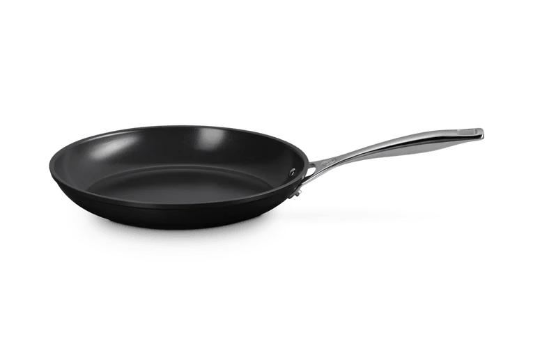 Le Creuset Essential Keramik-Antihaft-Bratpfanne