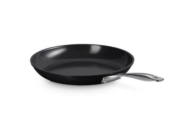 Le Creuset Essential Keramik-Antihaft-Bratpfanne