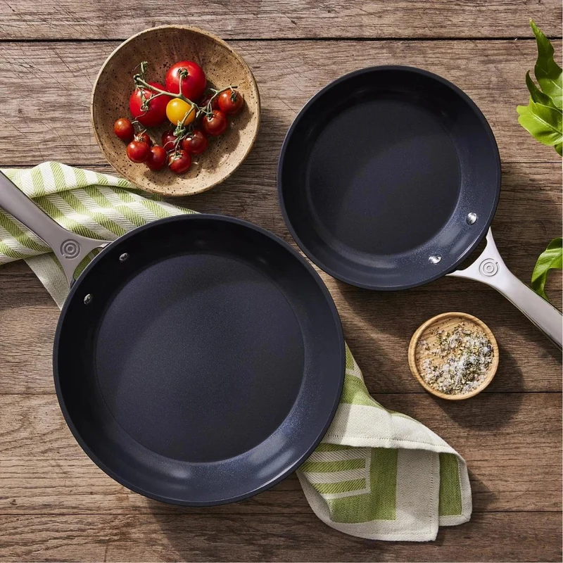 Le Creuset Essential Keramik-Antihaft-Bratpfanne
