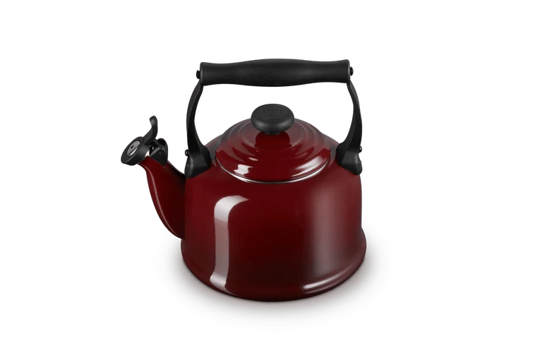 Le Creuset Pfeifenkessel 2,1 l Tradition 'Granatrot'