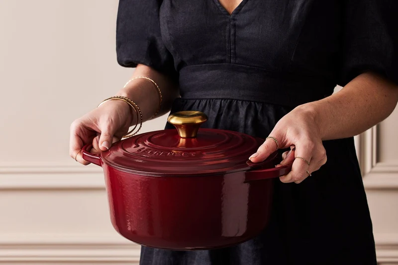 Le Creuset Hoher Schmortopf „Granat“ ø24cm / 5L