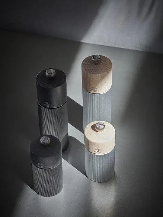 Peugeot Pfeffermühle 'Line Carbone'