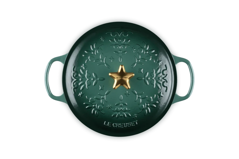 Le Creuset Schmortopf mit Weihnachtsbaum-Relief, Ø 24 cm / 4,2 l