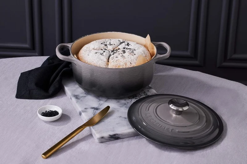 Le Creuset Kasserolle Signature „Flint“