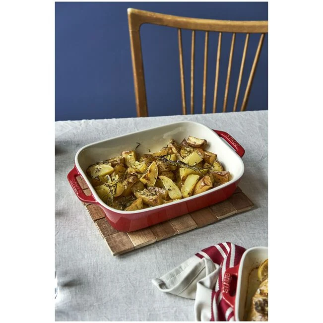 Staub Pirofila Rettangolare 20x16 cm in Ceramica Ciliegia