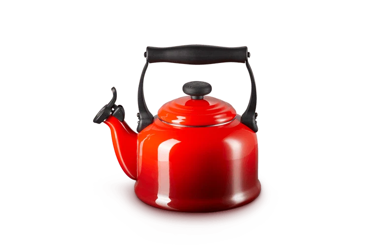 Le Creuset Wasserkocher mit Pfeifton 2,1 l Tradition 'Kirschrot'