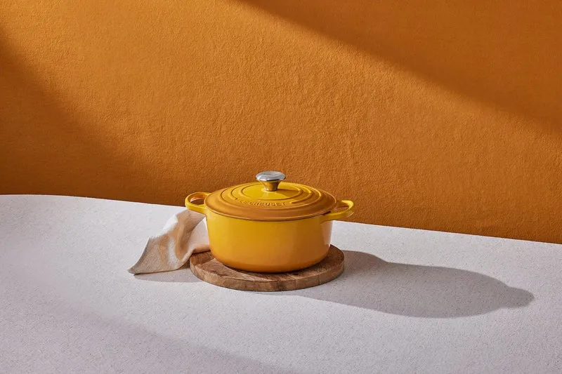 Le Creuset Oval Signature „Nectar“ Schmorpfanne
