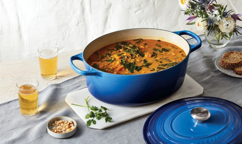 Le Creuset Ovaler Schmortopf Signature 'Azure'