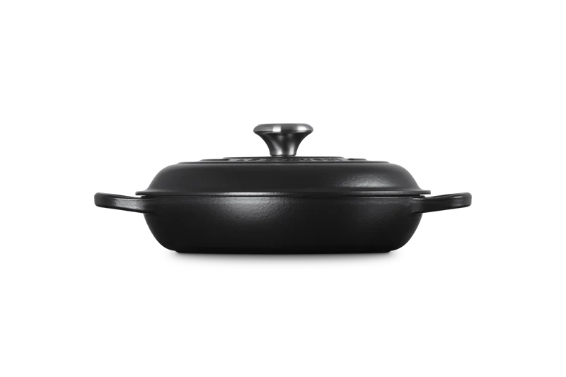 Le Creuset Campagnard Signature „Matte Black“
