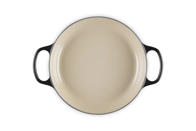 Le Creuset Campagnard Signature „Matte Black“