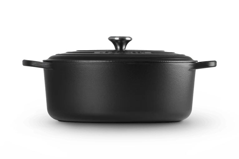 Le Creuset Oval Signature Schmorpfanne 'Matt Schwarz'